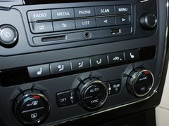 帕萨特 2013款 1.8TSI DSG 御尊版