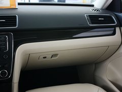 帕萨特 2013款 1.8TSI DSG 御尊版