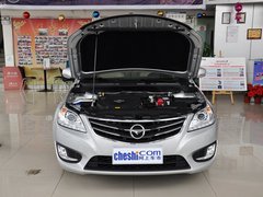 海马M8 2014款 2.0L 手动 舒适型