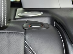 揽胜极光（进口） 2013款 2.0T 自动 5门耀动版 5座
