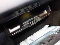 揽胜极光（进口） 2013款 2.0T 自动 5门耀致版 5座