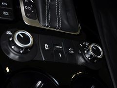 途锐 2013款 V6 3.0TSI 自动 限量奢华版 5座