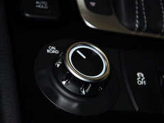 途锐 2013款 V6 3.0TSI 自动 限量奢华版 5座