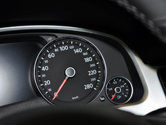 途锐 2013款 V6 3.0TSI 自动 限量奢华版 5座