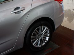 雪铁龙C4L 2013款 1.6L 手动 劲智型