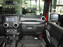 牧马人 2013款 3.6L 罗宾汉四门版 4座