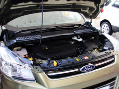 长安福特  1.6T 自动 发动机局部特写