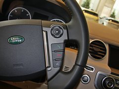 路虎  第四代发现 3.0T AT 方向盘右侧
