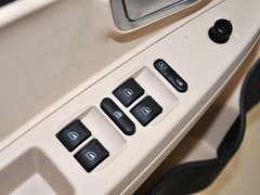 风云2 2013款 掀背 1.5L 手动 锐意版