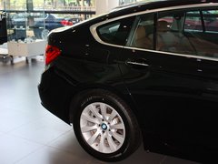 宝马5系GT 2013款 GT 535i 3.0T 豪华型