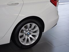 宝马5系GT 2013款 GT 535i 3.0T 领先型