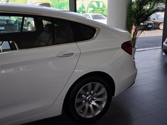 宝马5系GT 2013款 GT 535i 3.0T 领先型
