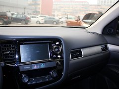 欧蓝德（进口） 2013款 2.0L CVT 两驱运动导航版 5座