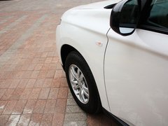 欧蓝德（进口） 2013款 2.0L CVT 两驱运动导航版 5座