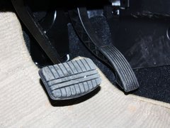 欧蓝德（进口） 2013款 2.0L CVT 四驱都市导航版5座