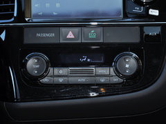 欧蓝德（进口） 2013款 2.0L CVT 四驱都市导航版5座
