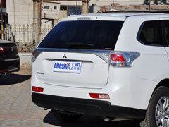 欧蓝德（进口） 2013款 2.0L CVT 四驱都市导航版5座