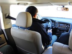 欧蓝德（进口） 2013款 2.4L CVT 四驱豪华导航版 7座
