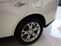 欧蓝德（进口） 2013款 2.4L CVT 四驱豪华导航版 7座