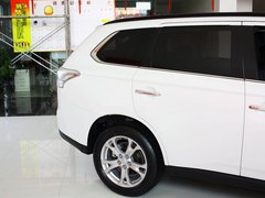欧蓝德（进口） 2013款 2.4L CVT 四驱豪华导航版 7座