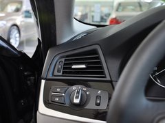 宝马5系(进口) 2013款 530i 3.0L 领先型旅行版