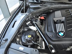 宝马5系(进口) 2013款 530i 3.0L 领先型旅行版