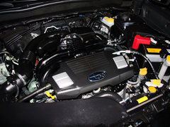 斯巴鲁  2.5L CVT 发动机主体特写