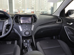现代胜达 2013款 2.4L 自动 GL 4WD舒适型 5座