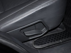 现代胜达 2013款 2.4L 自动 GLS 4WD智能型 5座