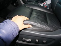 现代胜达 2013款 2.4L 自动 DLX 4WD尊贵型 7座