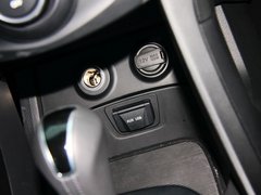 现代胜达 2013款 2.4L 自动 DLX 4WD尊贵型 7座