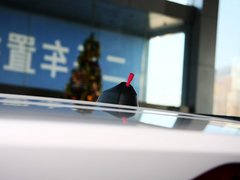 现代胜达 2013款 2.4L 自动 DLX 4WD尊贵型 7座