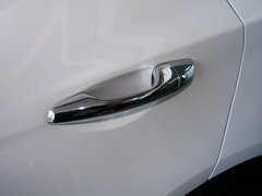 现代胜达 2013款 2.4L 自动 DLX 4WD尊贵型 7座