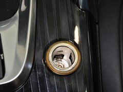 标致3008 2013款 2.0L 自动 潮流版 5座