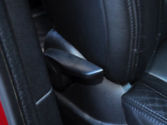 标致3008 2013款 2.0L 自动 潮流版 5座