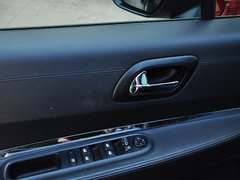 标致3008 2013款 2.0L 自动 潮流版 5座