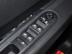 标致3008 2013款 1.6T 自动 THP潮流版 5座