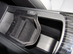 标致3008 2013款 1.6T 自动 THP罗兰•加洛斯版