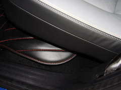 标致3008 2013款 1.6T 自动 THP罗兰•加洛斯版