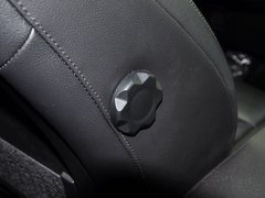 标致3008 2013款 1.6T 自动 THP罗兰•加洛斯版