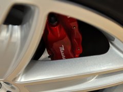 总裁 2013款 3.0T 标准型