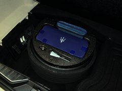 总裁 2013款 3.0T 标准型