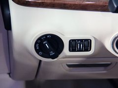 总裁 2013款 3.8T 标准型