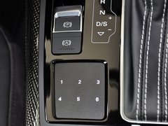 奥迪S6 2013款 4.0T DCT 