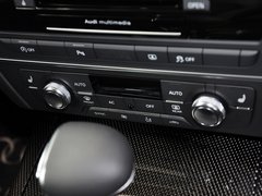 奥迪S6 2013款 4.0T DCT 