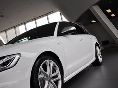 奥迪S6 2013款 4.0T DCT 