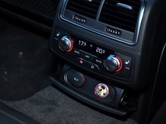 奥迪S6 2013款 4.0T DCT 