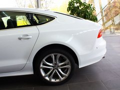 奥迪S7 2013款 4.0T DCT 