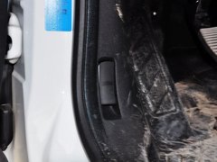 标致3008 2013款 2.0L 手动 经典版 5座
