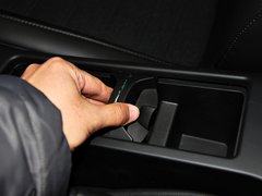 君威 2013款 1.6T 自动 精英运动版